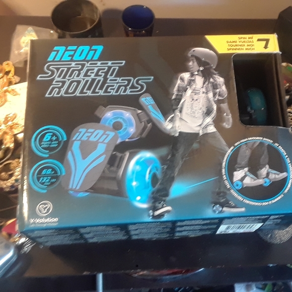street rollers | Toys | Yvolution Neon Street Rollers Light Up Wheels ...